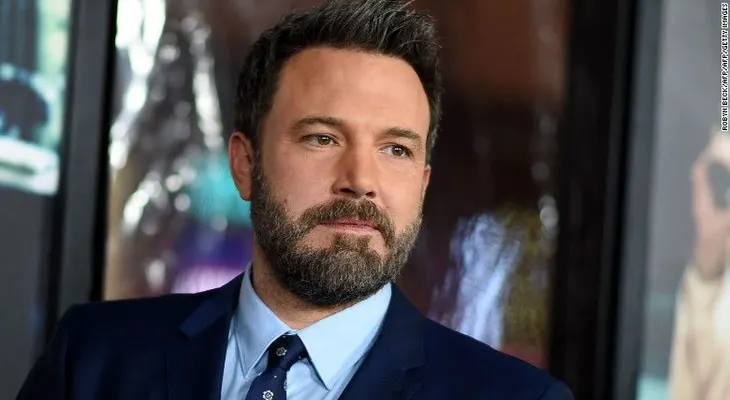¿Tan horrible es? Así se burlan del tatuaje gigante que Ben Affleck tiene en la espalda