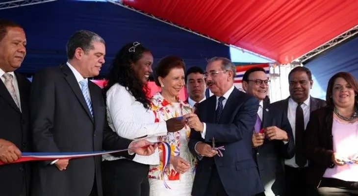 Presidente inaugura estancia infantil en Verón