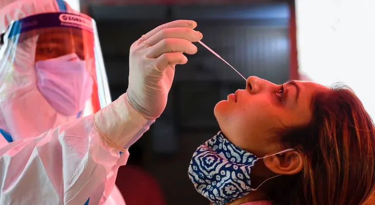 Detectan anticuerpos COVID en sangre y saliva que duran, al menos, tres meses