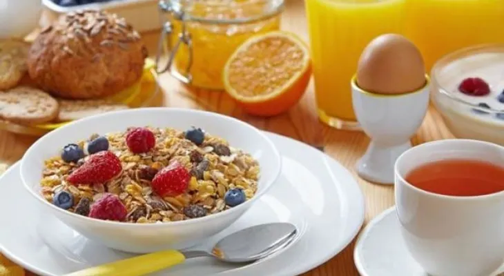Alimentos que te despiertan mejor que el café