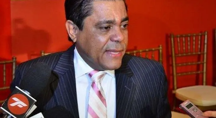 Danilo Medina nombra a Marino Collado director Departamento Aeroportuario