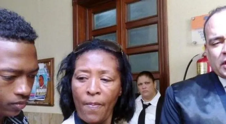 Parientes del arquitecto que se suicidó se querellan contra exdirector OISOE