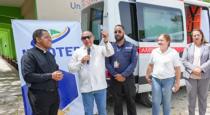 INFOTEP entrega aula móvil al Politécnico Ann & Ted Kheel para impulsar formación técnica en salud