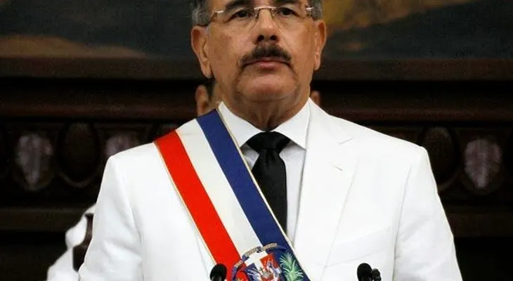 Danilo Medina firma decreto de Plan Nacional de Regulación de Extranjeros
