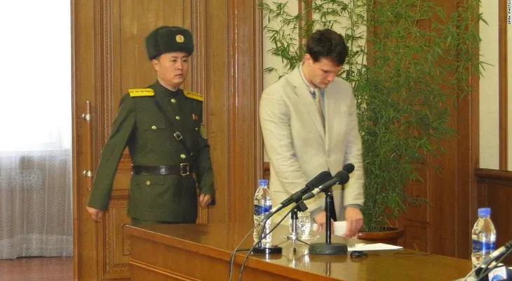 El joven estadounidense liberado por Corea del Norte está en coma