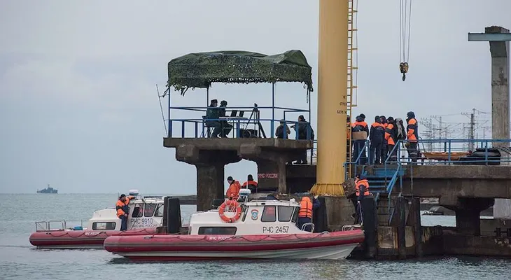Recuperan 11 cuerpos del lugar del accidente del avión ruso