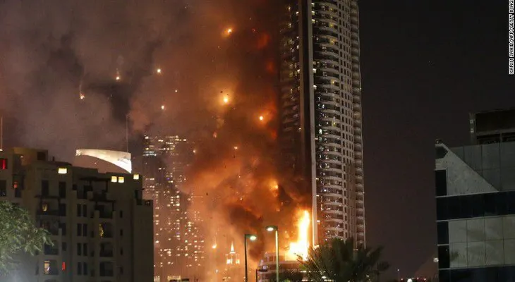 Atrapado en el piso 48: así se salvó fotógrafo de morir durante incendio en Dubai