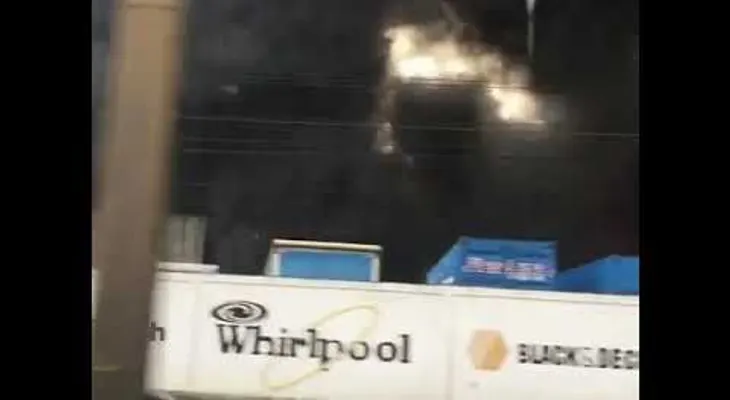Incendio en Plaza Lama de la Autopista Duarte