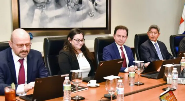 El Directorio FMI concluye Consulta Artículo IV con RD correspondiente a 2024