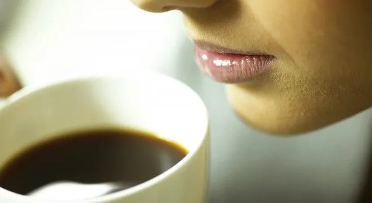 La cafeína puede causar un aborto