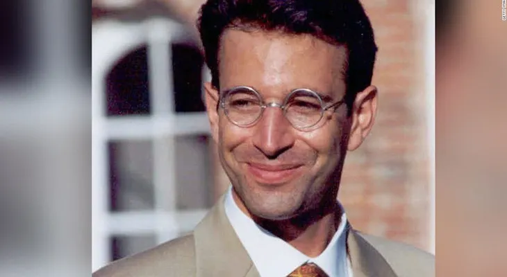 Frustran fuga de terrorista que decapitó al reportero de The Wall Street Journal, Daniel Pearl