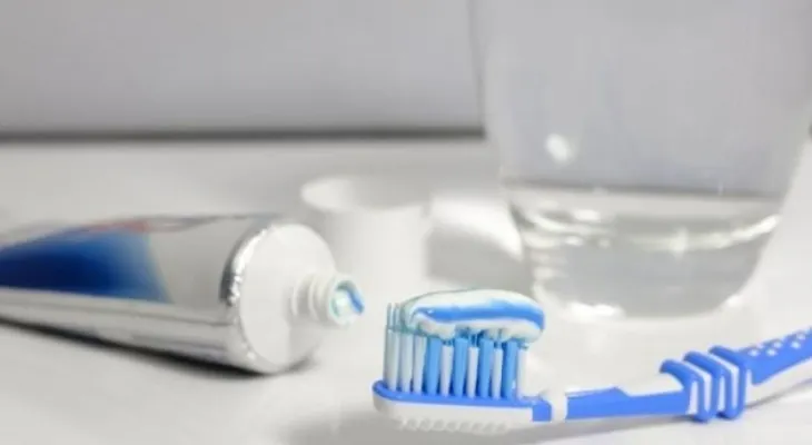 Componentes de algunos jabones y pastas dentales podrían provocar el cáncer de colon