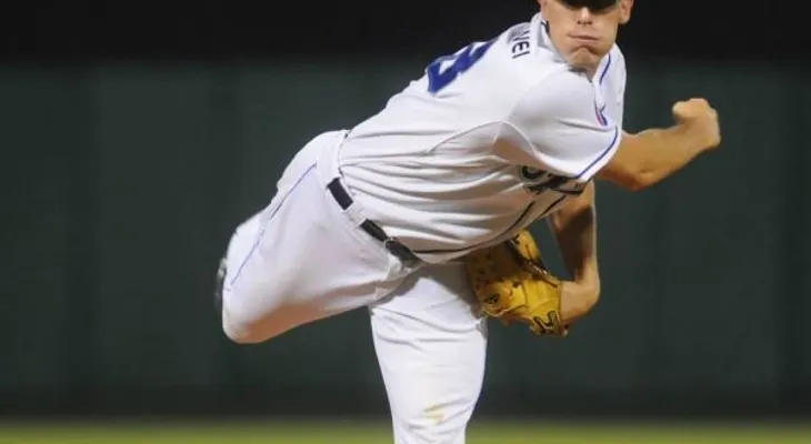 Licey para racha a AC; Escogido se sacude y Gigantes suben al tercero