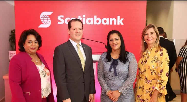 Scotiabank agasaja a sus clientes de sucursal Sambil