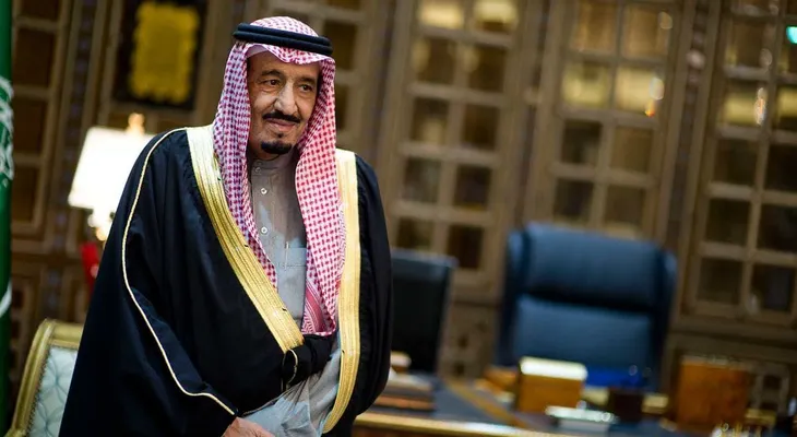 Más países árabes rompen relaciones diplomáticas con Qatar por sus lazos con el terrorismo