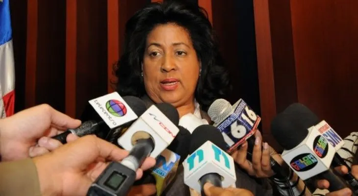 Presidenta del Senado, Cristina Lizardo pide a jóvenes tomar consciencia sobre fechas patria