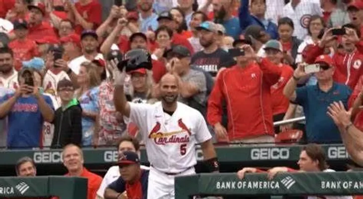 Pujols conecta el jonrón número 697 de su carrera, superando a Alex Rodríguez