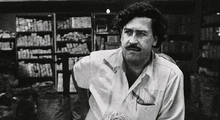 Hijo de Pablo Escobar dice que "la prohibición" es lo que alienta el consumo de drogas 