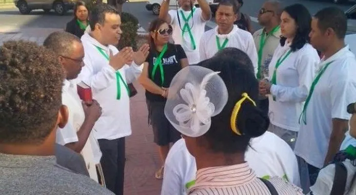 Movimiento cristiano inicia caminata hacia Haití por la paz