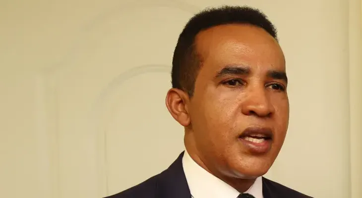 Otra figura del entorno de Danilo Medina cae ante la justicia. Gral Julio Camilo de los Santos Viola