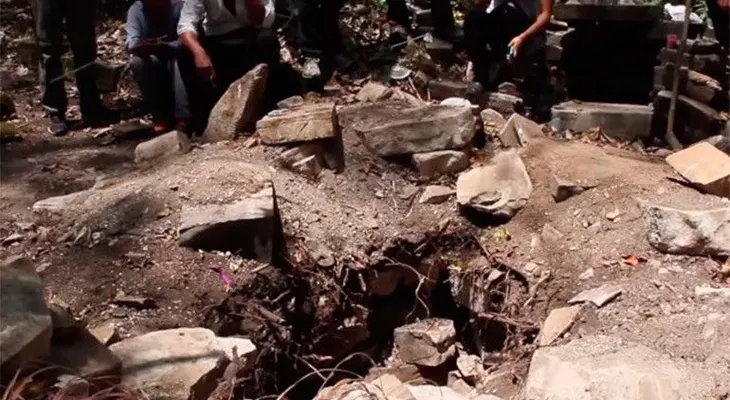 Los Testigos de Jehová destruyen un templo antiguo en México