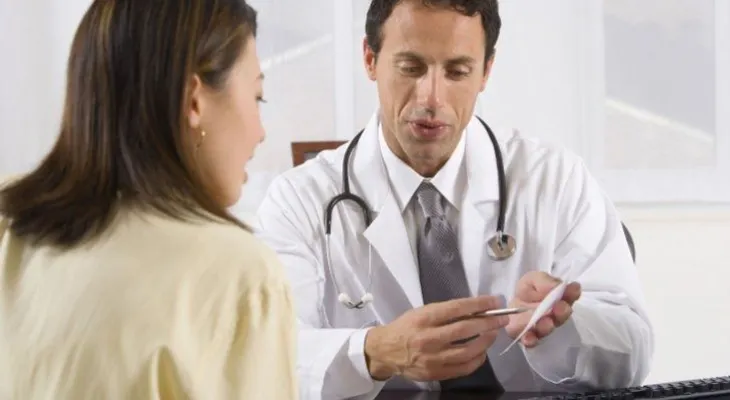 4 frases que nunca debes decirle a tu doctor