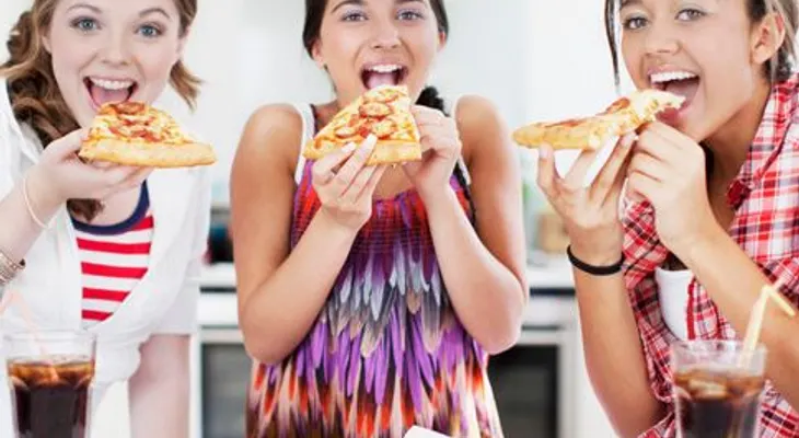  Cómo ayudar que los adolescentes tenga buenos hábitos alimentarios 