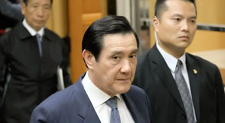 Acusan al expresidente de Taiwán de filtrar información clasificada