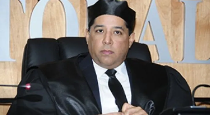 Juez del TSE destaca regulaciones sobre el sufragio pasivo