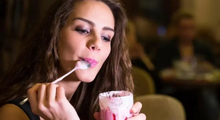 ¿Quieres ser más inteligente? Este estudio recomienda comer helado de desayuno