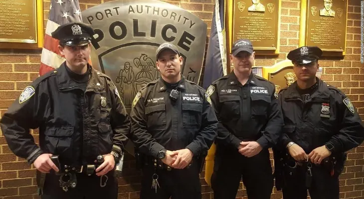 Estos son los policías que detuvieron al sospechoso de explosión en Nueva York