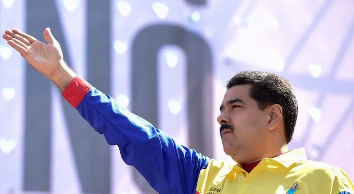Maduro decreta estado de excepción y extiende la emergencia económica en Venezuela