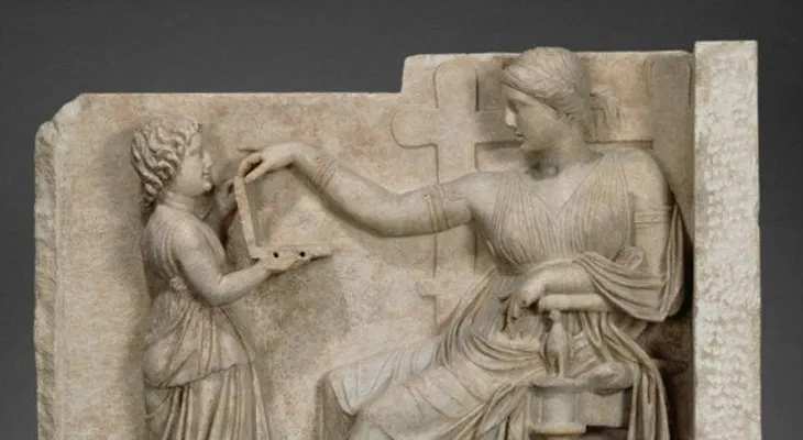 Afirman hallar laptop en una escultura de mas de 2 mil años