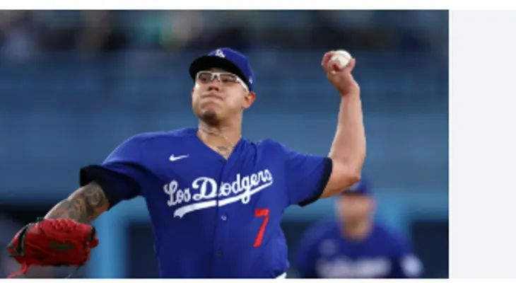Julio Urías firma con los Yankees por 120 millones de dólares