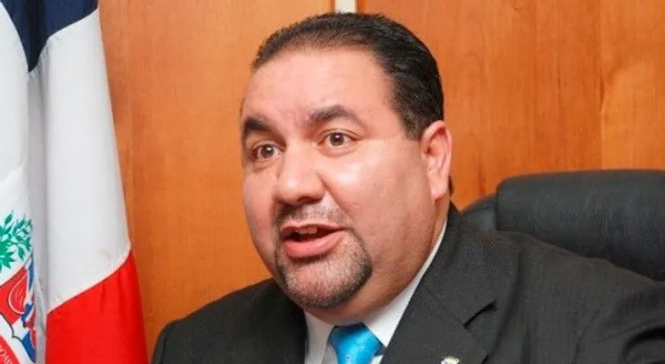 Caso ingeniero desata controversia sobre corrupción en el Gobierno 