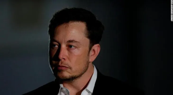 Elon Musk se disculpa por decirle "pedófilo" al rescatista de la cueva de Tailandia
