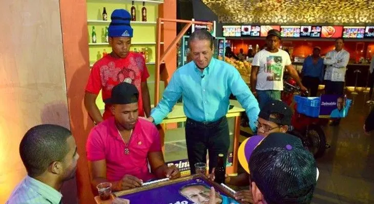 Reinaldo presenta moderna plataforma tecnológica