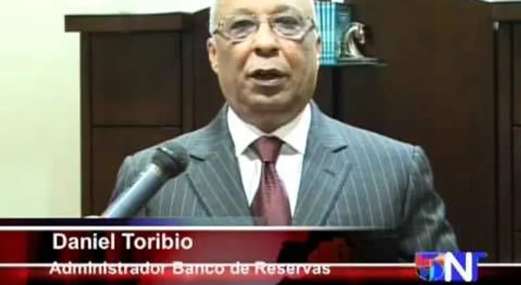 Parodia:  Miguel y el préstamo de RD$585 millones