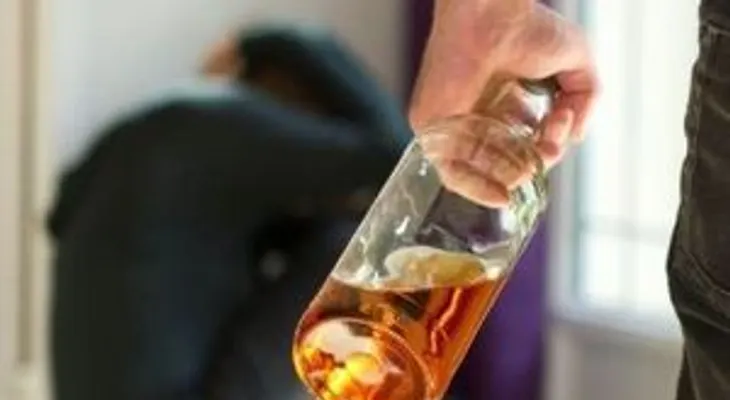 Psicóloga afirma que el alcohol no es el único culpable de la violencia en el hogar 