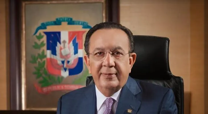 Gobernador Valdez Albizu: FMI aprueba informe favorable economía de RD 