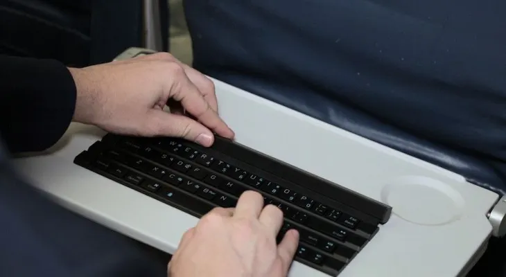 EE.UU. levanta veto a aparatos electrónicos en vuelos de Emirates y Turkish Airlines