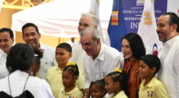 Abinader cumple agenda en la capital en silencio sobre expulsión de diplomáticos cubanos