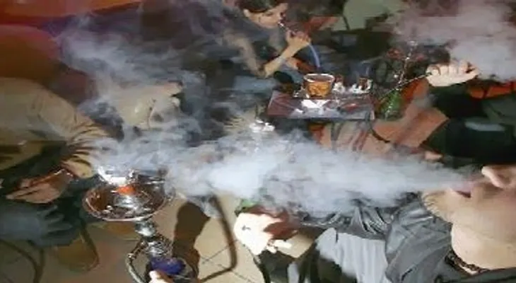 Apresan 8 menores que fumaban hookah en drink de Cristo Rey