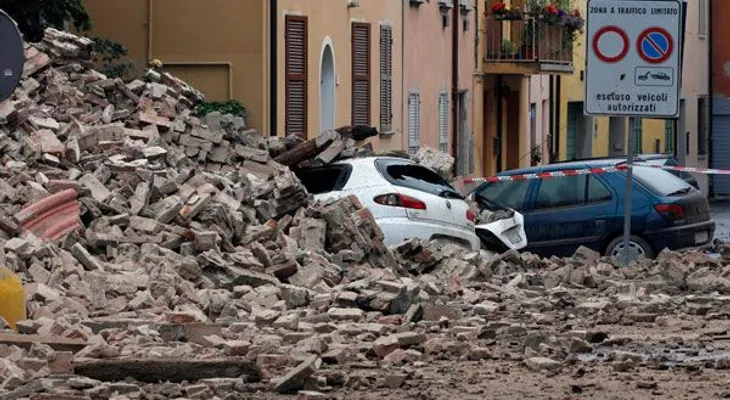 Víctimas del terremoto en Italia ascienden a 120; reportan 368 heridos