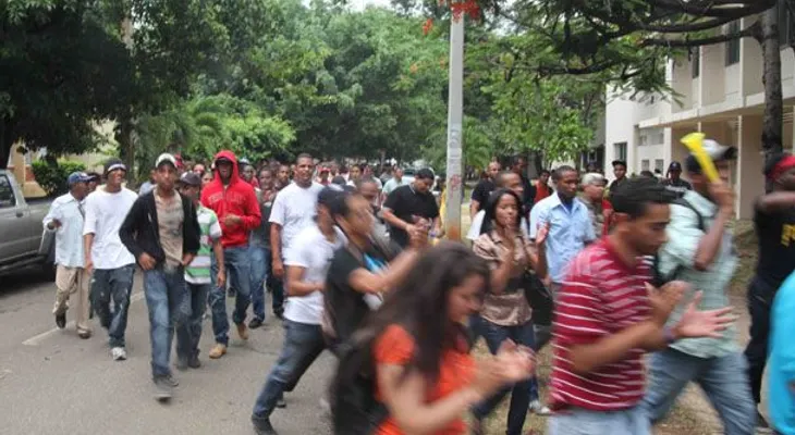 Realizan protesta en la UASD