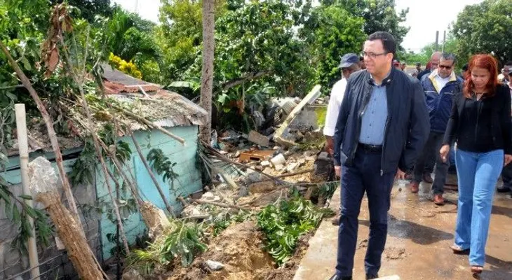 Andrés Navarro dispone reparación inmediata de escuelas afectadas por huracán Irma