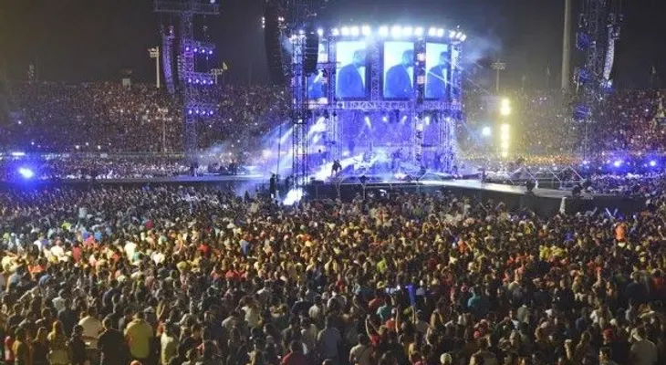 No han pagado a personal limpieza trabajó concierto de Romeo 