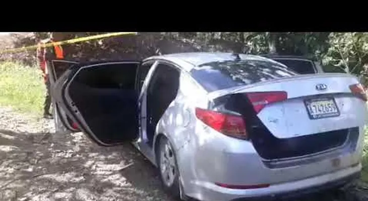 Matan dos mujeres y un hombre dentro de un vehículo en La Vega; confirma Fiscal 