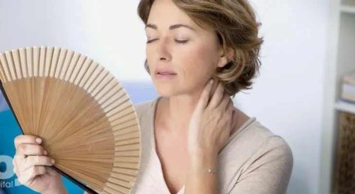 Experto dice menopausia aumenta riesgo sufrir infarto
