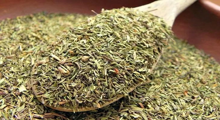 Este té es muy efectivo para la fibromialgia, artritis reumatoide, asma, infecciones de garganta y otras dolencias.